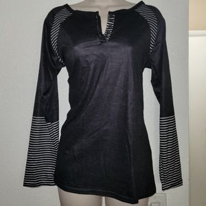 Stretchy long sleeve striped shirt (m)